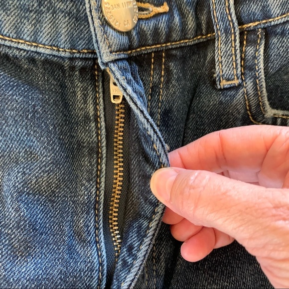 Current Elliott The High Waist Kick Jeans Size 28 NWT - Picture 10 of 14